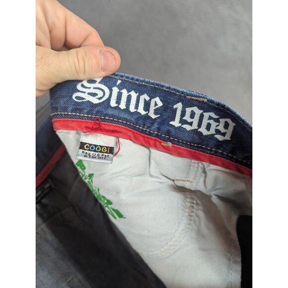 COOGI Mens Jeans Embroidered Leather Pocket Relaxed Size 46×36 Actually 44x35 - Picture 14 of 16